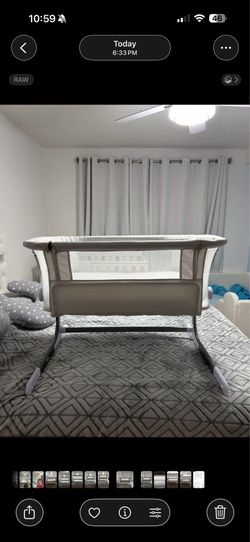 Baby Delight Beside Me bassinet