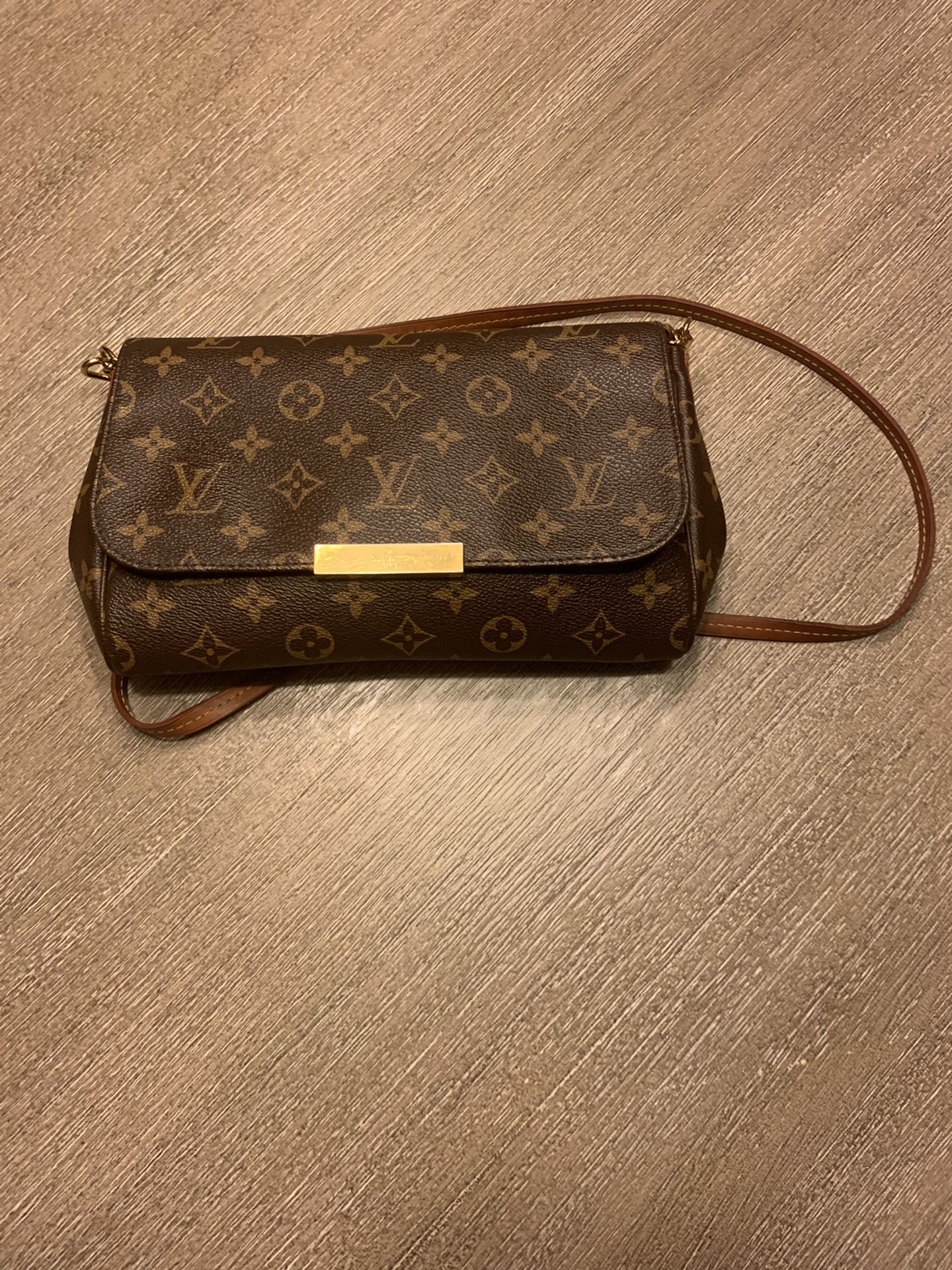 123456789101112 Louis Vuitton Favorite Pm Brown Coated Canvas Cross Body Bag