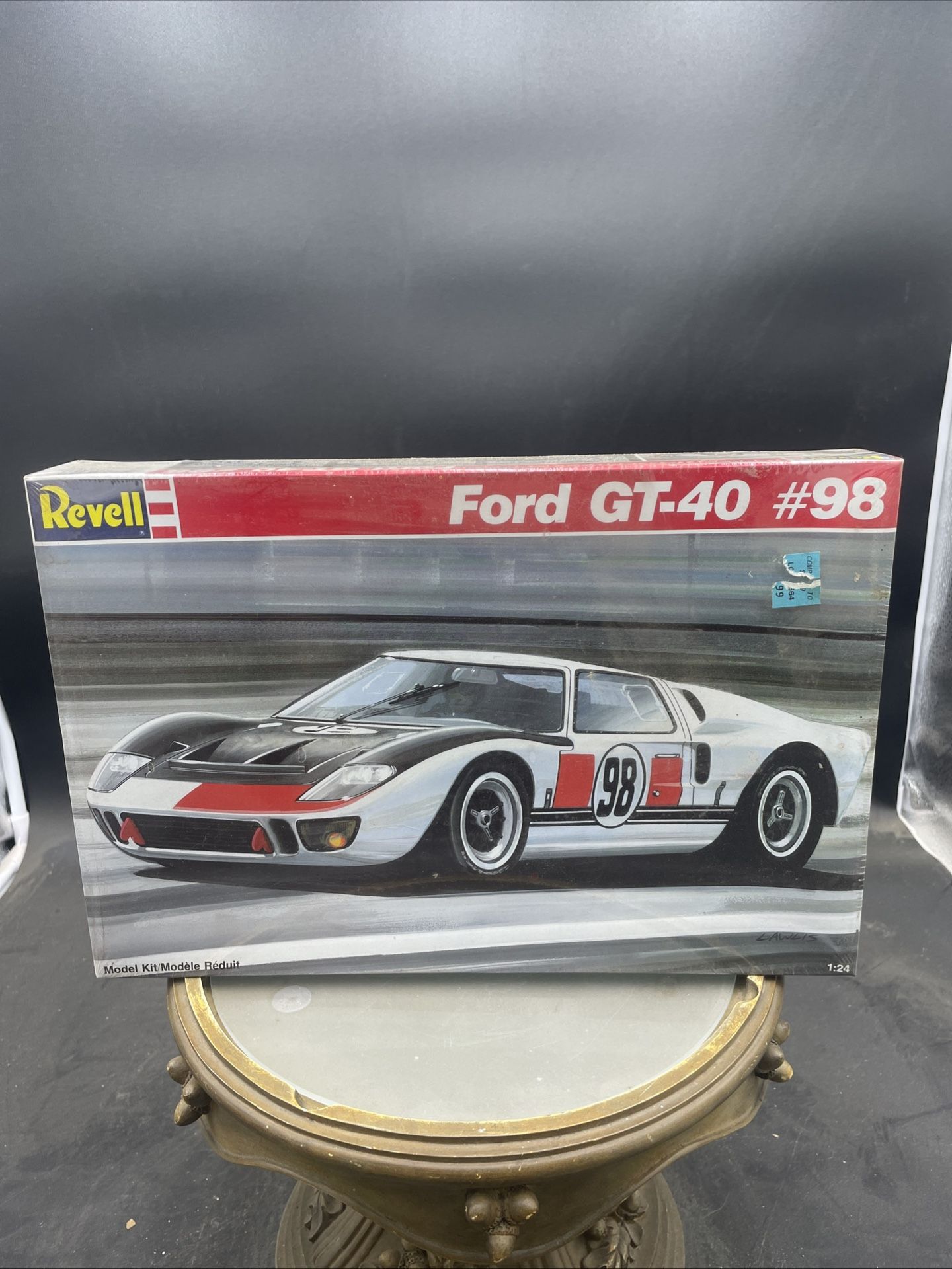 1989 1:24 REVELL model car kit #98 FORD GT-40 racing car #7131 NIB