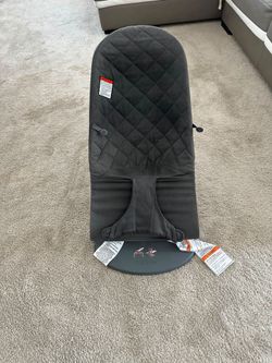 BabyBjörn Bouncer Bliss – Dark Gray