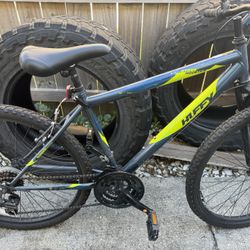 Huffy Stone Mountain Hardtail Mountain Bike for Boys/Girls/Men/Women, 20"/24"/26" Sizes, 6 or 21 Speed Shimano Twist Shifting, Front or Dual Suspensio