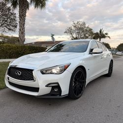 2015 Infiniti Q50