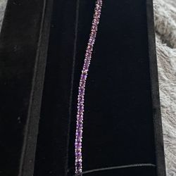 Gorgeous genuine amethyst tennis bracelet 7.25” - new! 