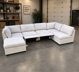 Gray Rockford 6 piece power reclining Sectional (FREE DELIVERY 🚚)