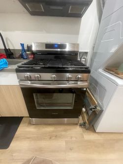 Samsung - 30 in Gas Range stove and oven