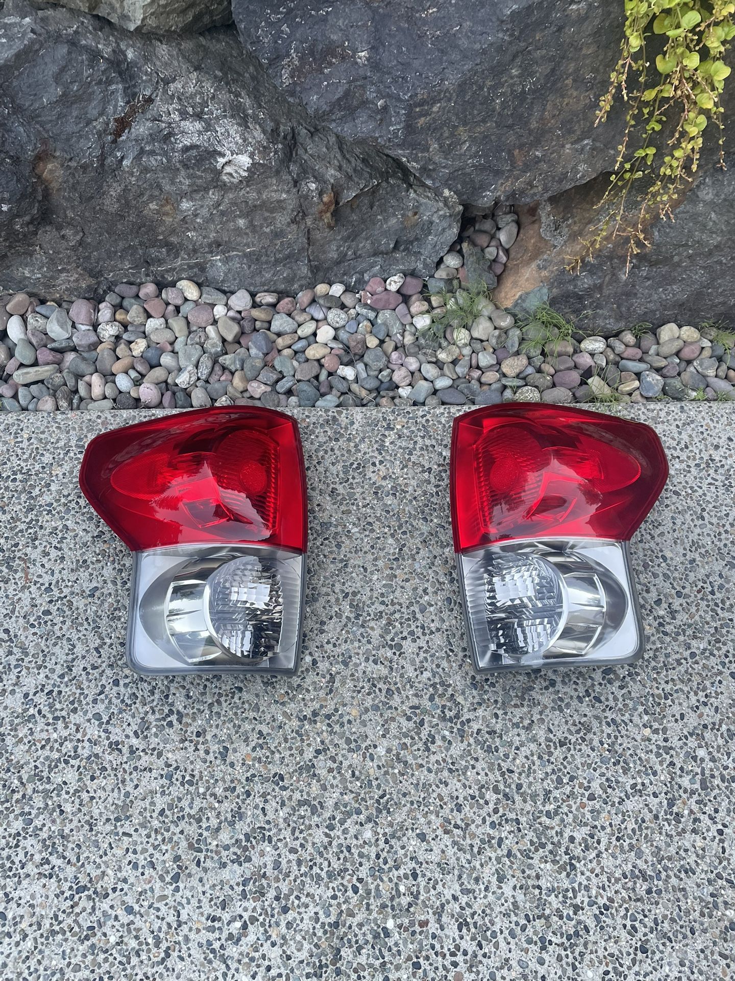 2007 Tundra Taillights