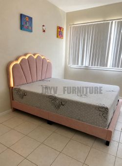 FULL MATTRESS. MEMORY FOAM $180