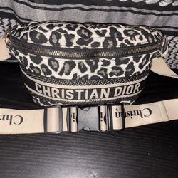 Women’s Fanny Pack Bag