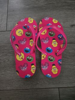 Girl flip flops sesame street
