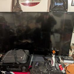 75-In Hitachi Roku TV