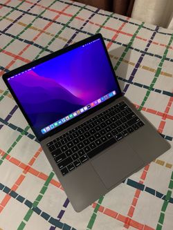 2018 13.3"inch Intel Core i5 Retina Touch ID MacBook Air, 8GB RAM, 128GB SSD. RUNS🏃‍♂️SMOOTH.