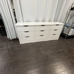 white 9 drawer dresser $230