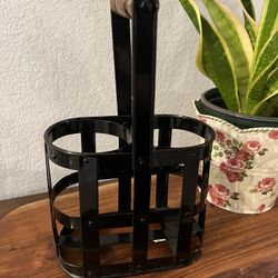 Van’s Gifts Metal and Wood Bottle Holder/Basket
