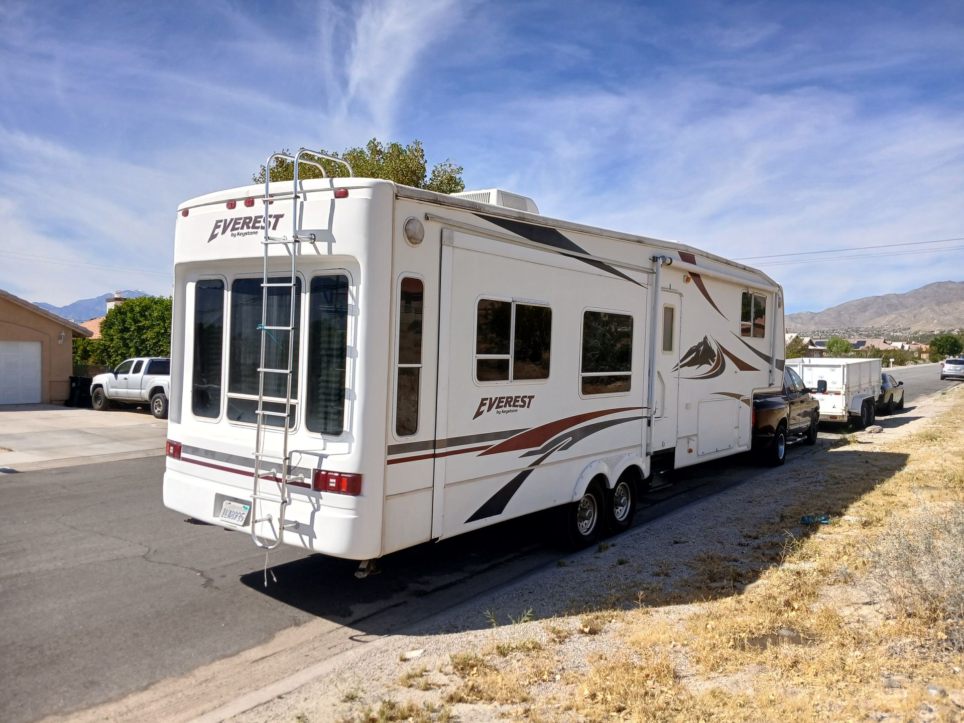 2005 Everest by keystone