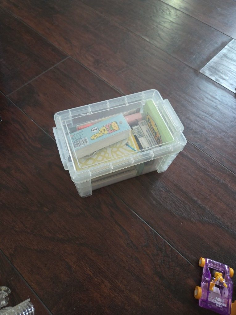 Korean and Japanese stationery set