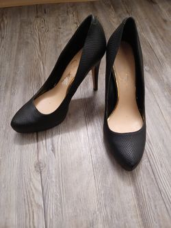 Jessica Simpson Pumps