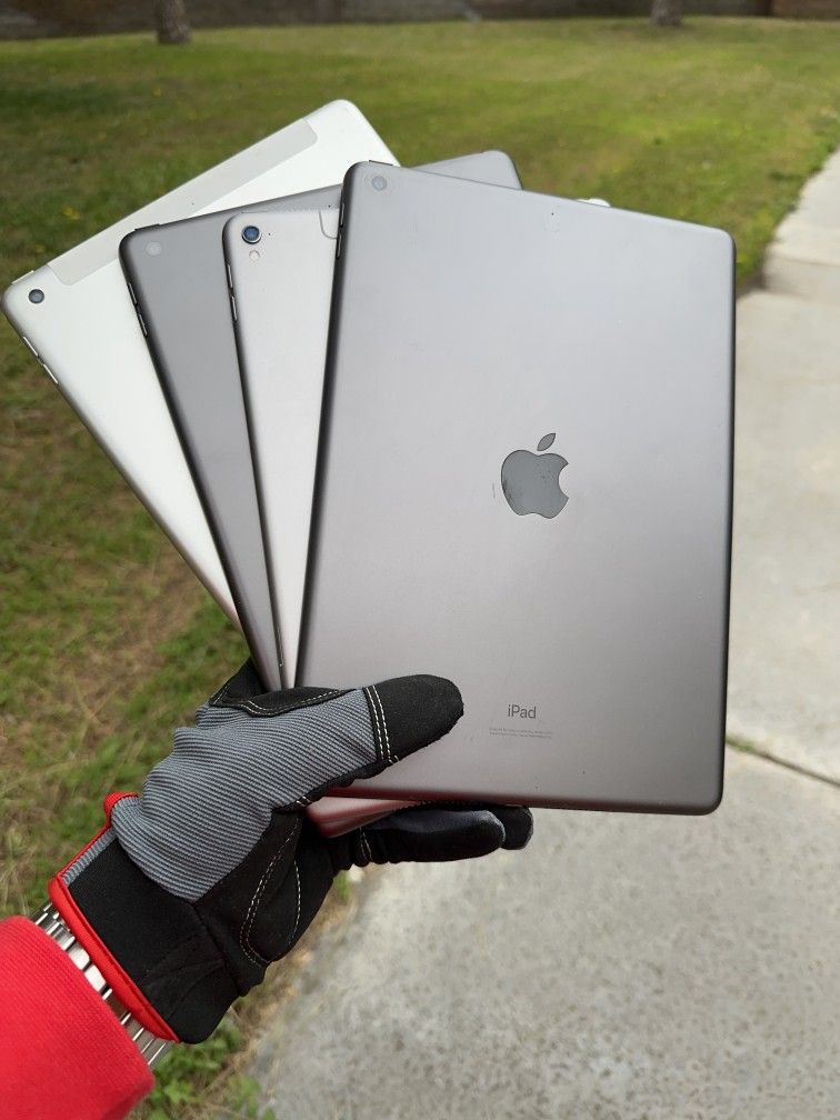 iPads 5 / 6 / 8 / Pro