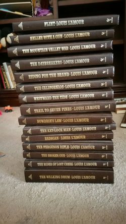 LOUIS L'AMOUR LEATHER BOUND COLLECTION for Sale in Phoenix, AZ - OfferUp