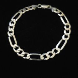 8" x 8.5mm Solid Sterling Silver Figaro Chain Bracelet. Made in Italy, Flawless!
