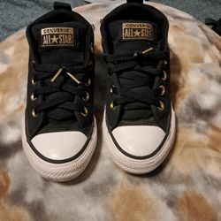 Size 12 Kids Converse