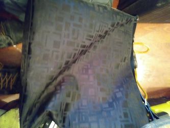 Large Black Hand Bag in Great Condition