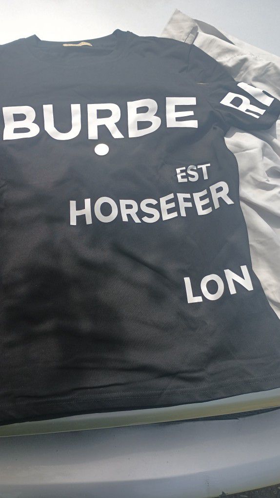 Burberry  T Shirt Size Xl