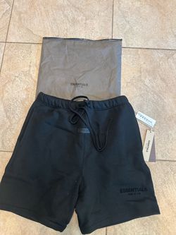 Small essentials shorts