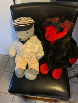 North American Bear Company - HUMPHREY BEARGART AND LAUREN BEARCALL