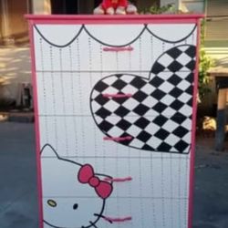 5 Drawer Upright Dresser With Cute Kitty Hand Painted Design 