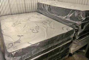 New Queen Size Mattress Regular with Box springs New Mattresses For Sale 