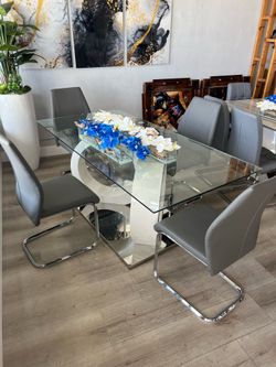Comedor de aros 71” pulgadas 4 sillas