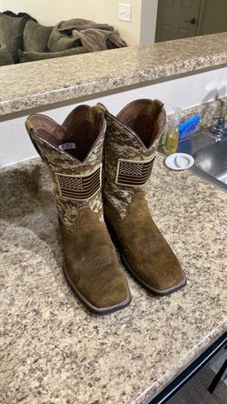 Harriet patriot boots 13 D $60 firm