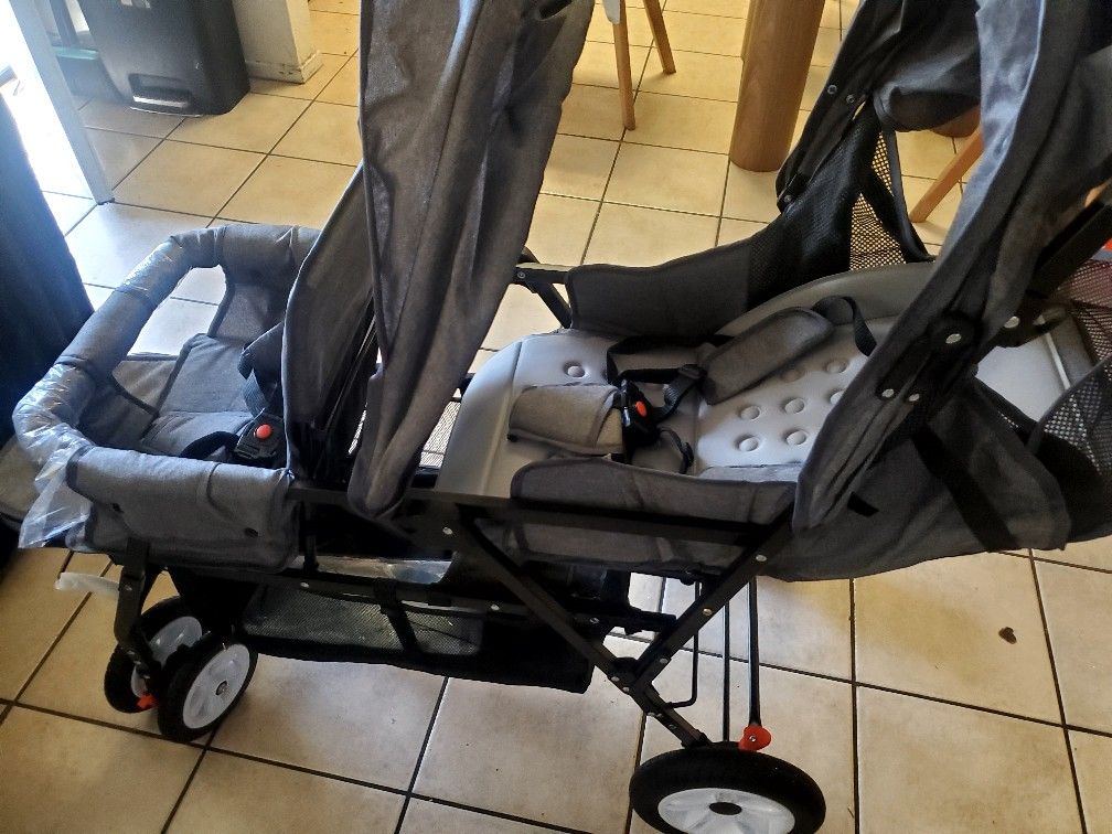Carreola Baby Double Stroller 