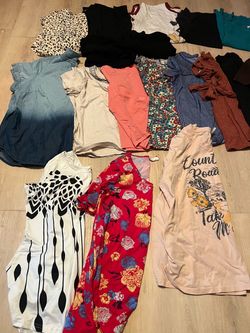 WOMEN CLOTHES BUNDLE SIZE L/XL/2XL