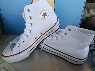 Converse Sizes 4