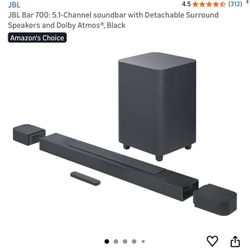 JBL Bar 700: 5.1-Channel soundbar with Detachable Surround Speakers and Dolby Atmos®, Blacks 