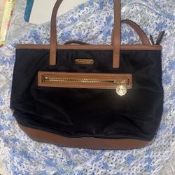 Cute And Sporty Michael Kors Tote