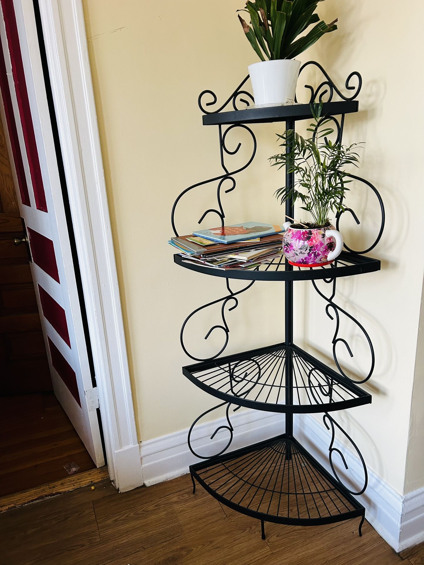 Corner Shelf