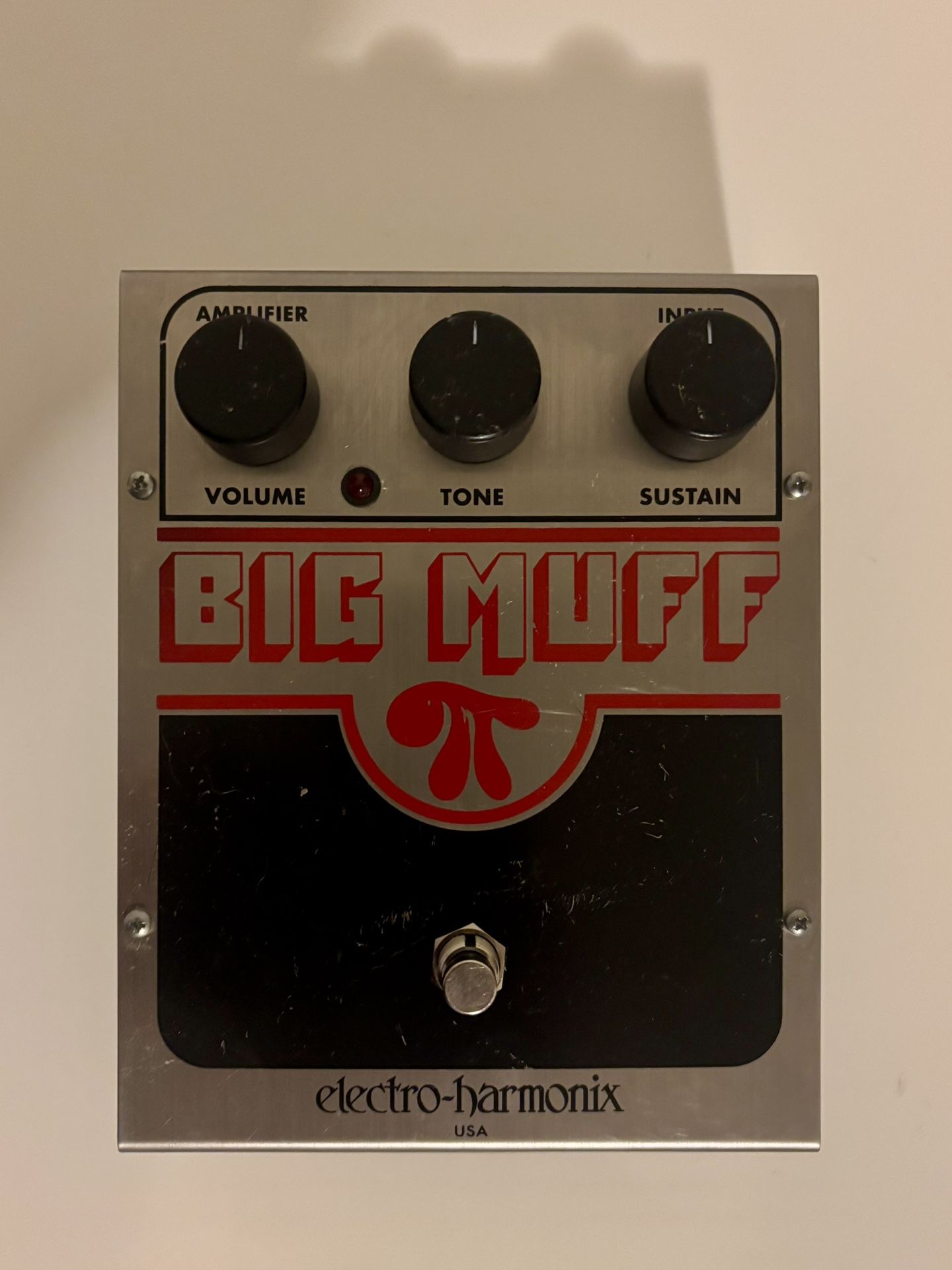 Electro-Harmonix EHX Big Muff Pi Distortion Sustainer Effects Pedal