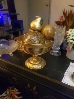 Gold Bowl With Ball Decor
