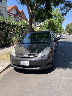 2009 Toyota Sienna