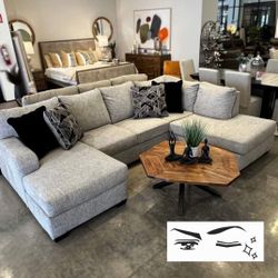 ✌️Brand New 🔥MEGGINSON STORM LAF SECTIONAL