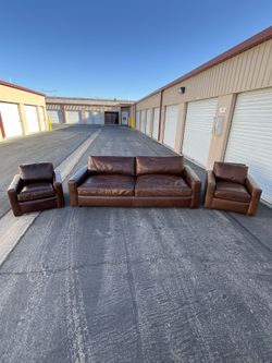 Restoration Hardware Leather Maxwell 3 Piece Sofa / Couch Set ( Can Deliver For $10 )