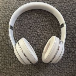 Beats Solo 3 White 