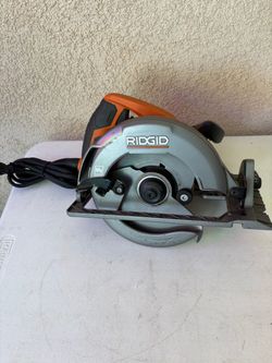 RIDGID 15 Amp 7-1/4 in Circular Saw