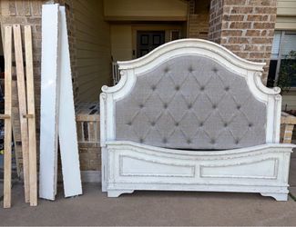Rustic Farmhouse King/Cal King Bed