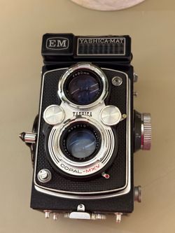 Vintage Yashica-Mat Twin-Lens Reflex Camera in Black with Chrome Accents