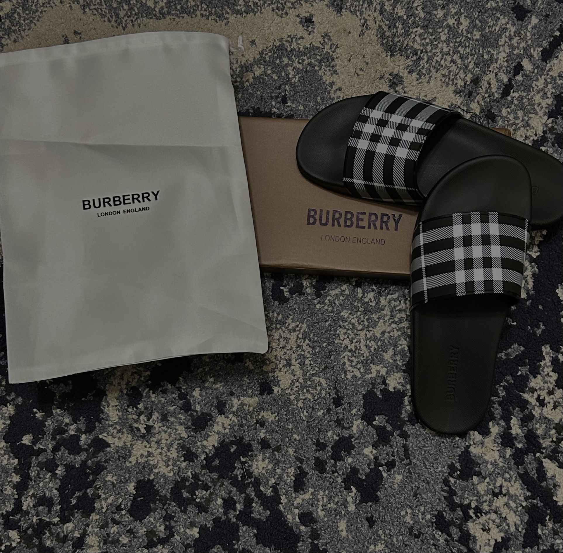 Burberry Slides