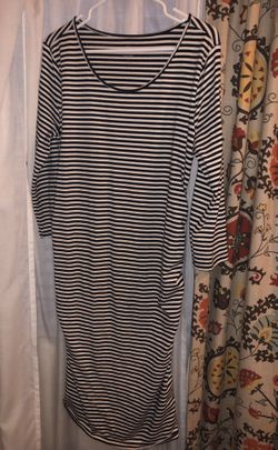 Maternity clothing