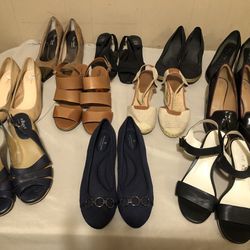 9 Pairs Of Ladies Shoes Size 9.5!